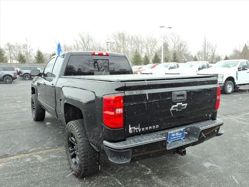 Used 2017 Chevrolet Silverado 1500 LT w/ Midnight Edition image 5