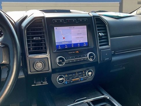 Used 2021 Ford Expedition Limited AWD/4WD image 11