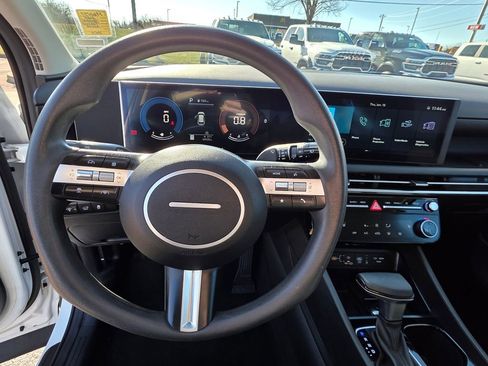 Used 2025 Hyundai Tucson SEL image 15