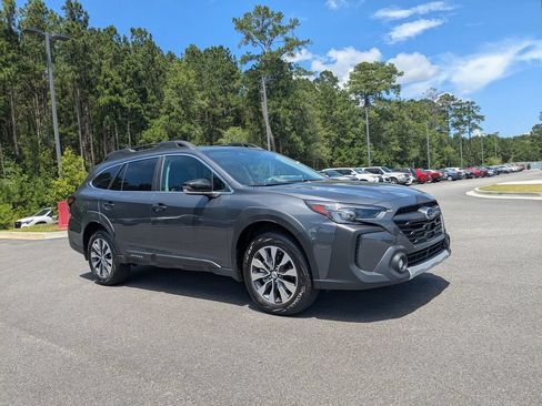 Used 2025 Subaru Outback Limited w/ Popular Package #2 AWD/4WD image 28
