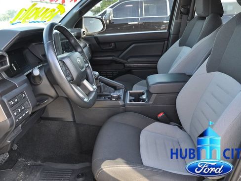 Used 2025 Toyota 4Runner 4WD image 10