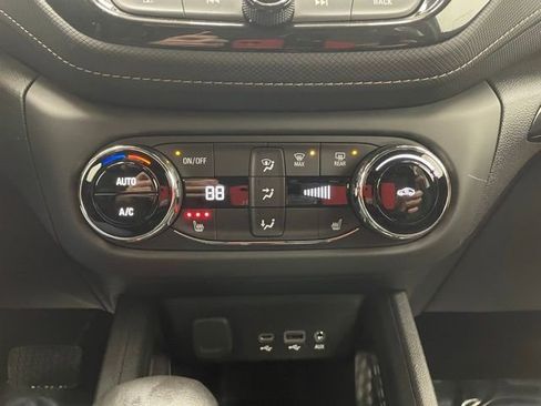 Used 2023 Chevrolet TrailBlazer ACTIV w/ Convenience Package image 5