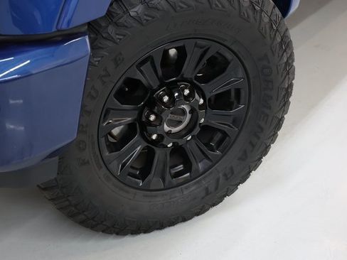 Used 2022 Ford F350 Platinum w/ Tremor Off-Road Package image 67