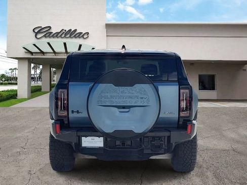 Used 2024 GMC Hummer EV 3X w/ Omega Edition AWD/4WD image 4