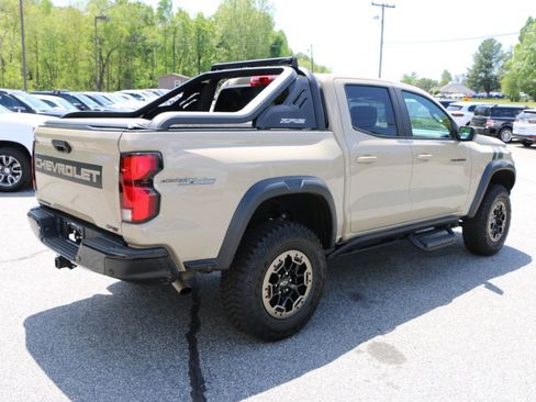 Used 2023 Chevrolet Colorado ZR2 w/ Desert Boss Special Edition AWD/4WD image 8