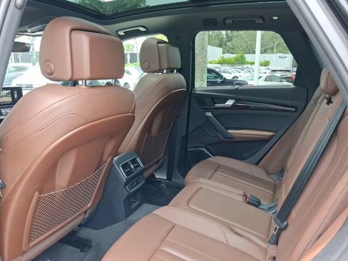 Used 2018 Audi Q5 Prestige w/ Prestige Package AWD/4WD image 7