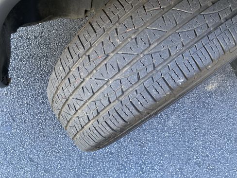 Used 2024 Jeep Compass Latitude image 12