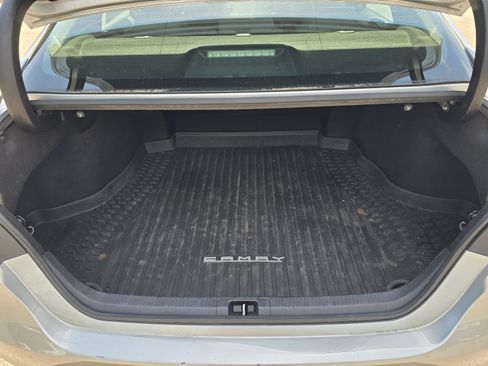 Used 2021 Toyota Camry LE FWD image 26
