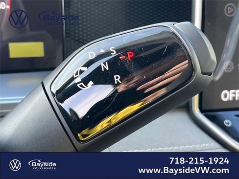 New 2026 Volkswagen Tiguan SE R-Line image 26