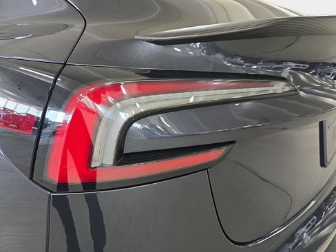 Used 2024 Tesla Model 3 Performance AWD/4WD image 32