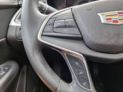 Used 2017 Cadillac XT5 Luxury w/ Driver Awareness Package FWD image 19