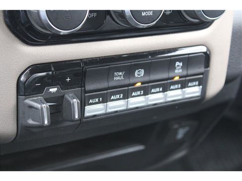 Used 2024 RAM 5500 Laramie image 29