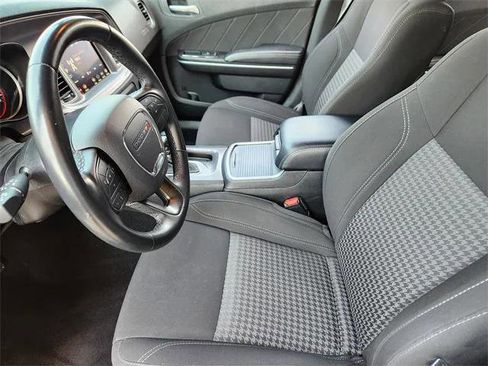Used 2023 Dodge Charger SXT image 11
