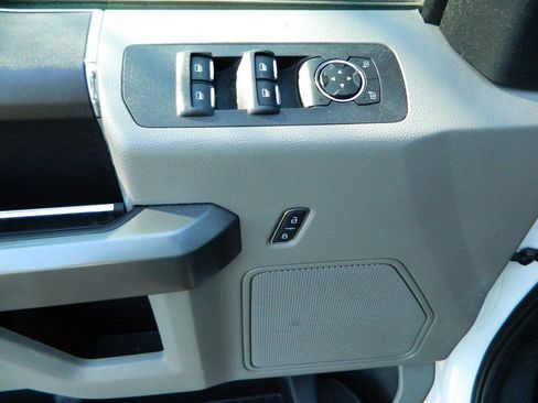 Used 2019 Ford F150 XLT RWD image 18