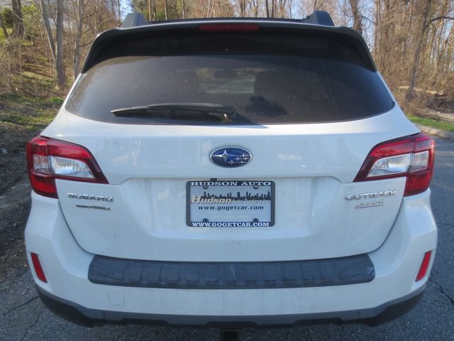 Used 2015 Subaru Outback 2.5i Premium AWD/4WD image 6