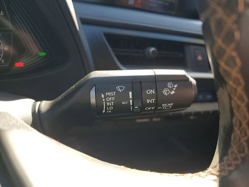 Used 2021 Lexus UX 250h image 34