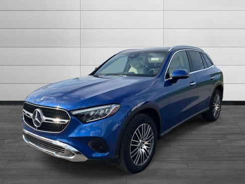 Certified 2025 Mercedes-Benz GLC 300 image 7