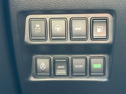 Used 2019 Nissan Rogue SL w/ Premium Package AWD/4WD image 30