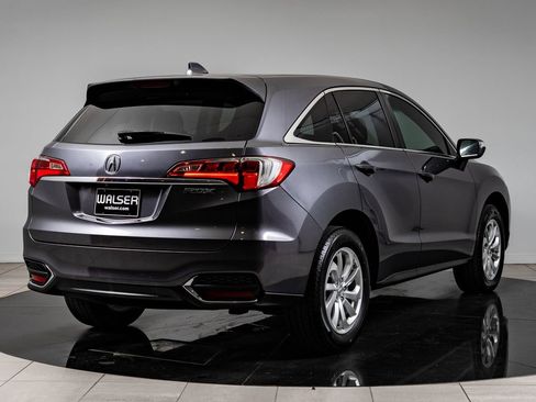 Used 2017 Acura RDX w/ Technology Package FWD image 10