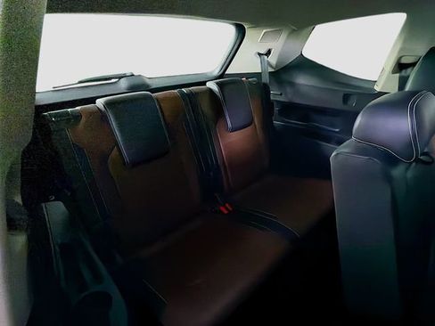 Used 2023 Volkswagen Atlas SEL Premium image 29