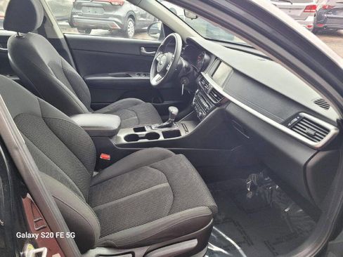 Used 2019 Kia Optima LX image 10