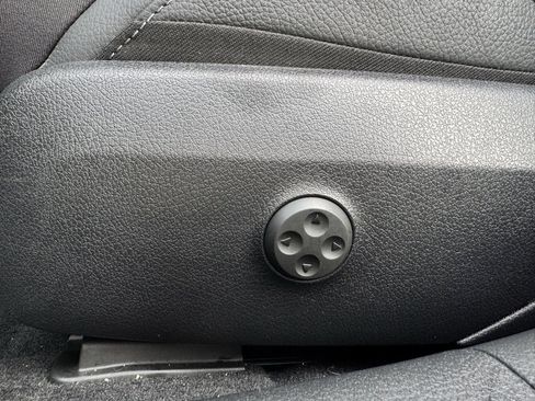 Used 2023 Mercedes-Benz C 300 Sedan w/ AMG Line w/ Night Package image 22