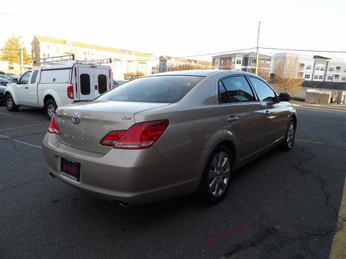 Used 2007 Toyota Avalon XLS image 5