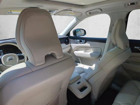 Used 2021 Volvo XC60 T8 Inscription Expression w/ Climate Package AWD/4WD image 16