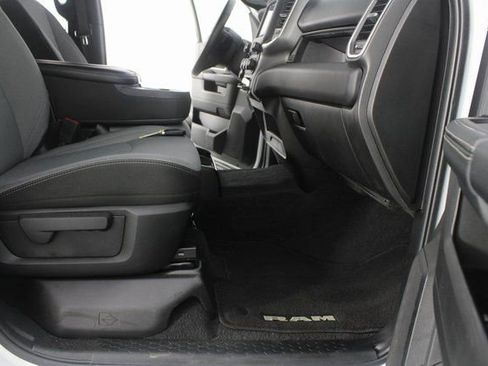 Used 2024 RAM 2500 Big Horn w/ Bed Utility Group image 19