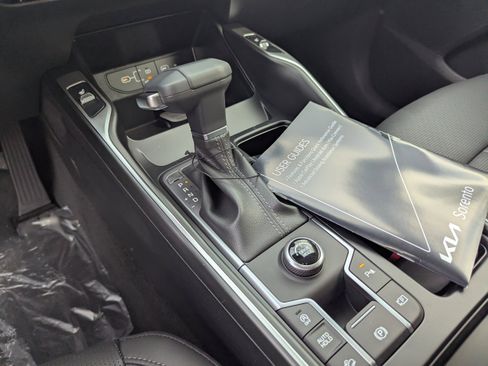 New 2026 Kia Sorento S image 12