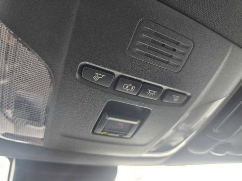 Used 2022 Toyota Corolla SE image 32