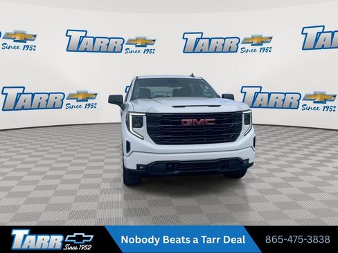 Used 2024 GMC Sierra 1500 Elevation AWD/4WD image 3