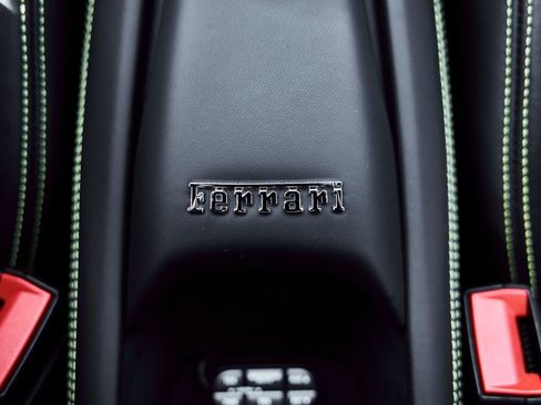 Used 2021 Ferrari F8 Tributo image 64