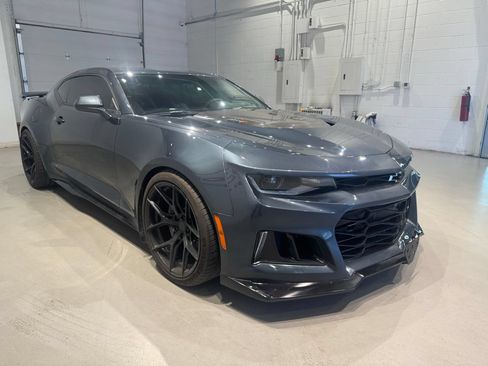 Used 2021 Chevrolet Camaro ZL1 RWD image 9