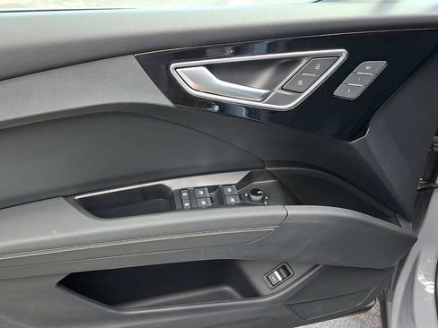 Certified 2023 Audi Q4 e-tron Prestige AWD/4WD image 18