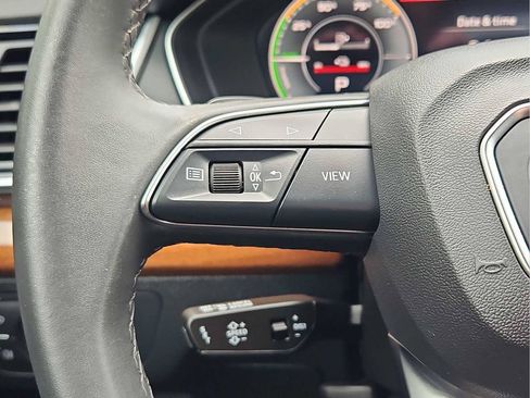 Certified 2024 Audi Q5 e Premium AWD/4WD image 18