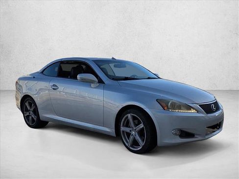 Used 2012 Lexus IS 250C image 2