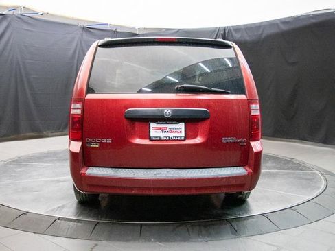 Used 2009 Dodge Grand Caravan SE image 11