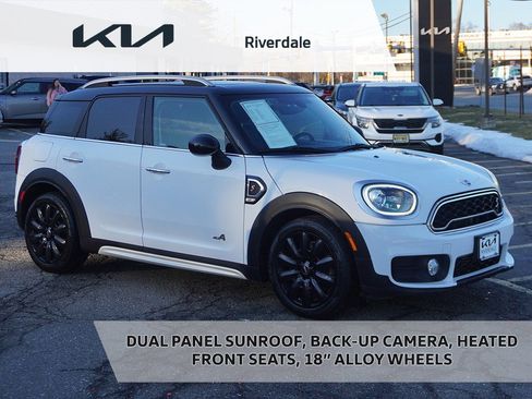 Used 2018 MINI Cooper Countryman S image 1
