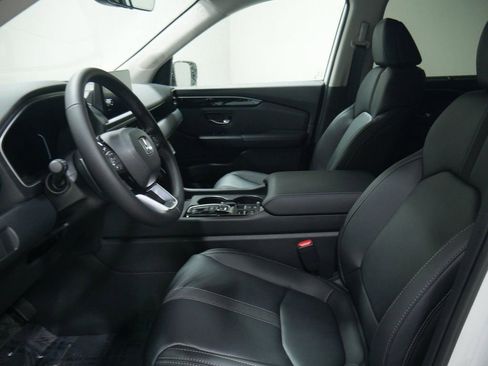 New 2025 Honda Pilot EX-L image 13