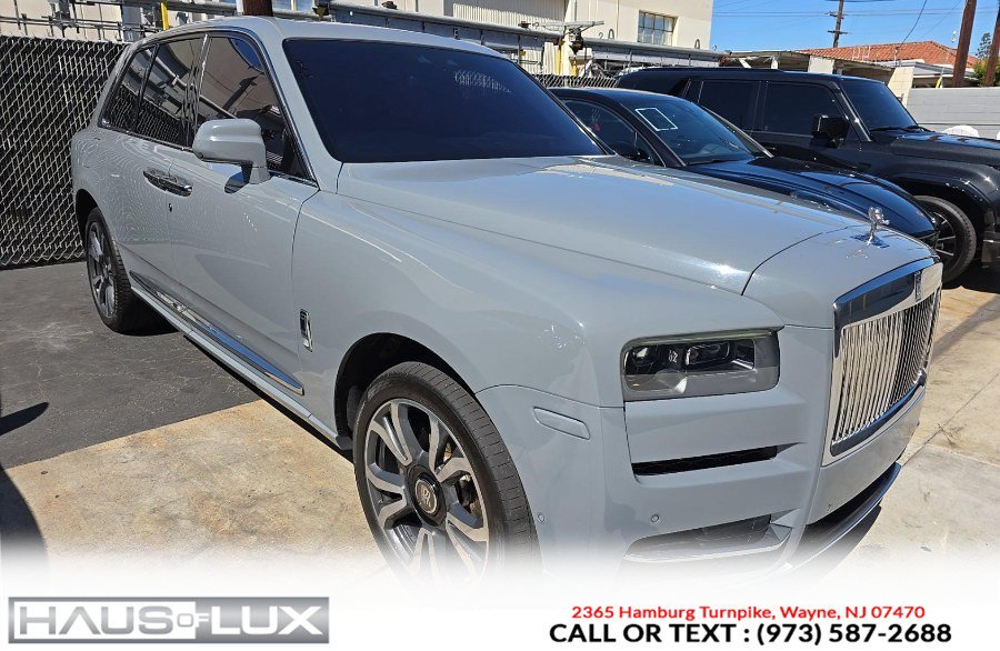 Used 2022 Rolls-Royce Cullinan AWD/4WD image 1