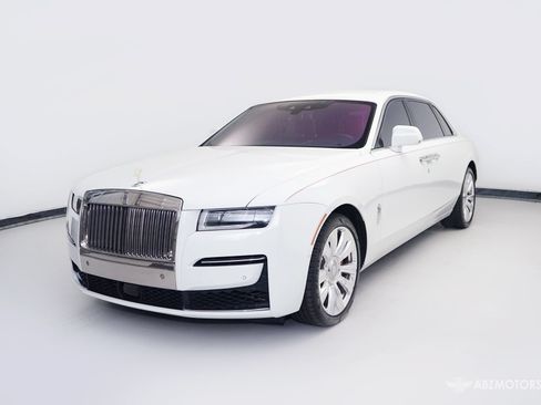 Used 2022 Rolls-Royce Ghost Extended Wheelbase AWD/4WD image 2