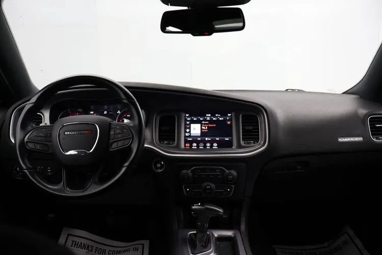 Used 2020 Dodge Charger SXT AWD/4WD image 18