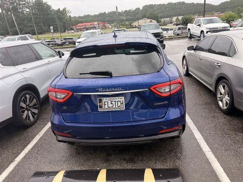 Used 2019 Maserati Levante GranSport AWD/4WD image 4