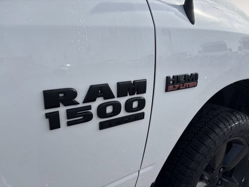 Used 2019 RAM 1500 Express w/ Wheel & Sound Group AWD/4WD image 16