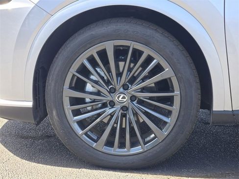 Certified 2025 Lexus RX 350 Premium w/ Convenience Package image 12
