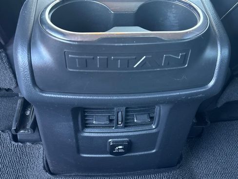 Used 2017 Nissan Titan PRO-4X AWD/4WD image 16