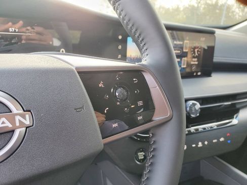 New 2025 Nissan Murano SV AWD/4WD image 22