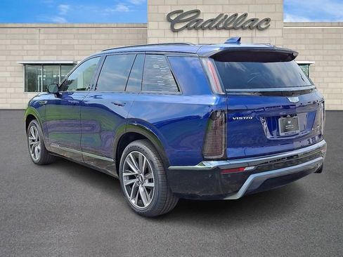 New 2026 Cadillac Vistiq Sport w/ LPO, Floor Liner Package image 4