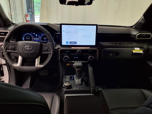 New 2026 Toyota Tacoma Limited AWD/4WD image 11